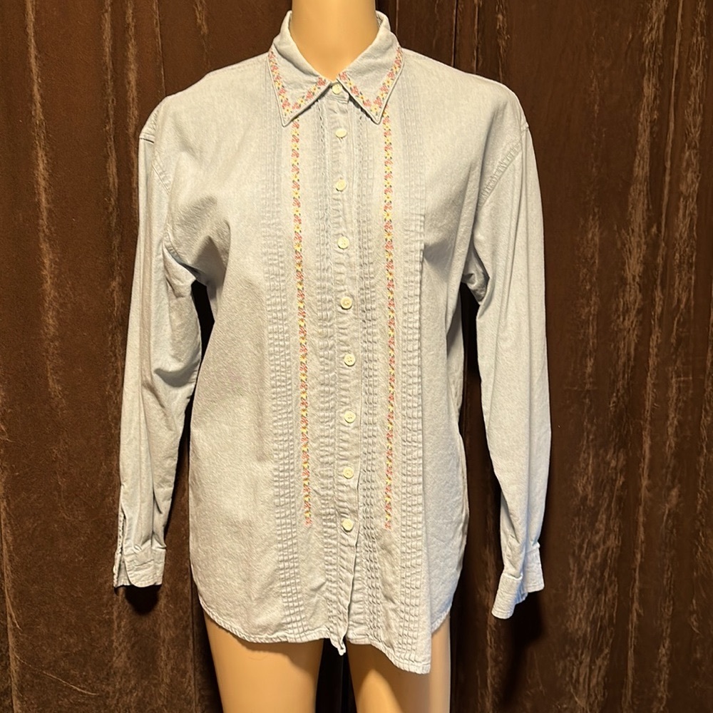 Bushwacker Denim Button Down Blouse Flower Embroidery Women’s M
